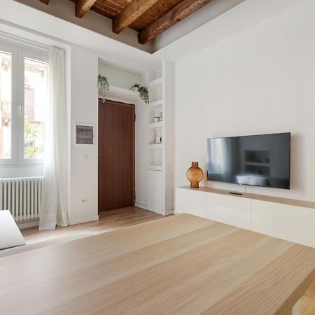Bright Apartment -Pasteur M1 Milan Exterior photo